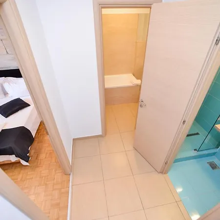 公寓 Park Apartment-cismigiu Garden 布加勒斯特