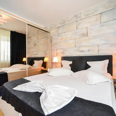 Park Apartment-cismigiu Garden * Bükreş