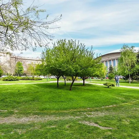 Park Apartment-cismigiu Garden * Bükreş