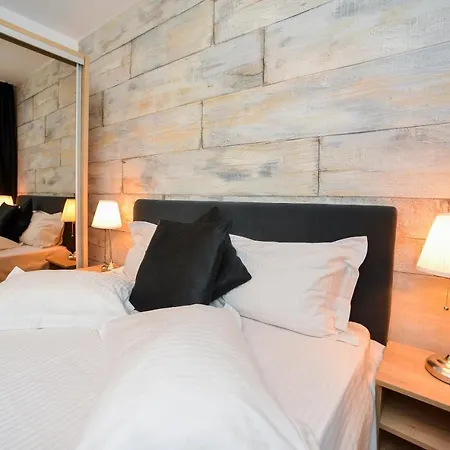 Park Apartment-cismigiu Garden Daire